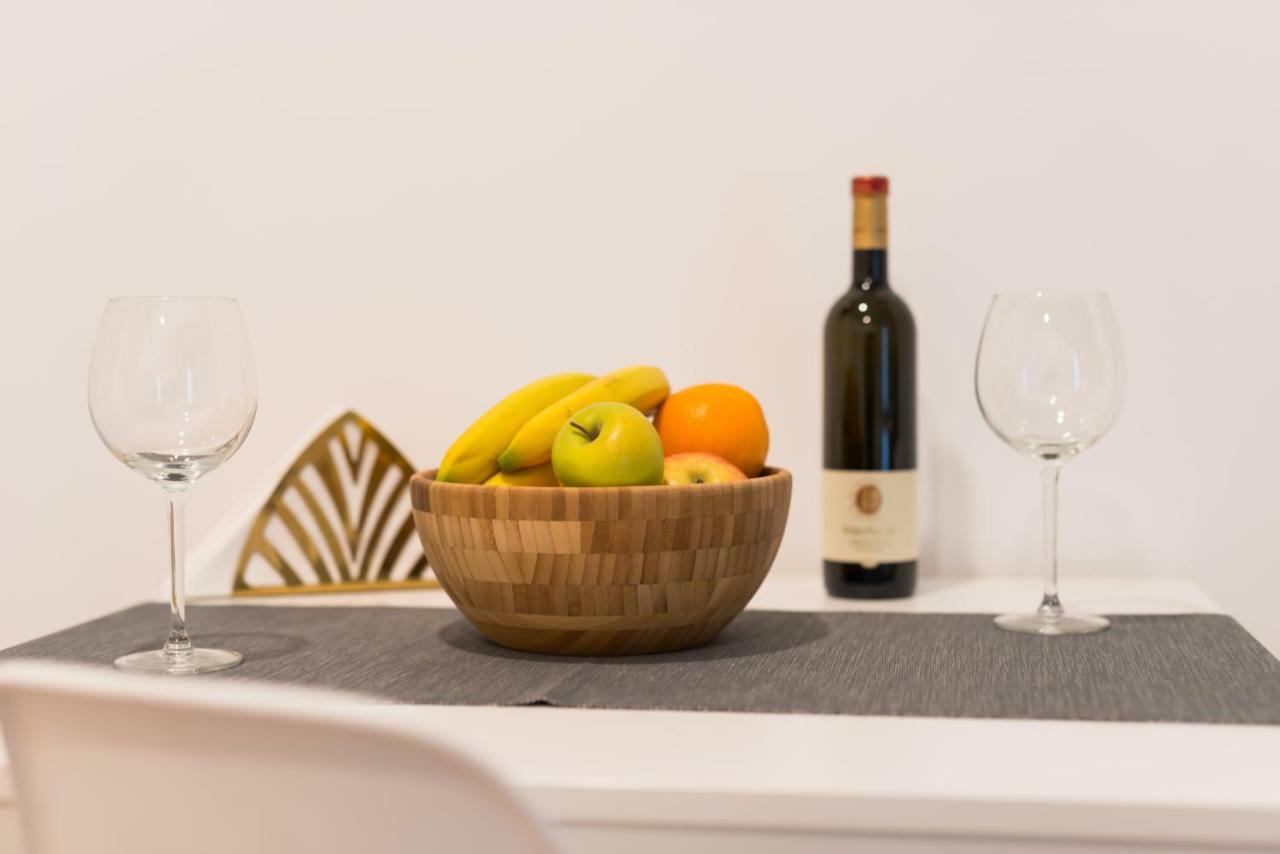 H4U Smart Deluxe Apartment Загреб Екстериор снимка