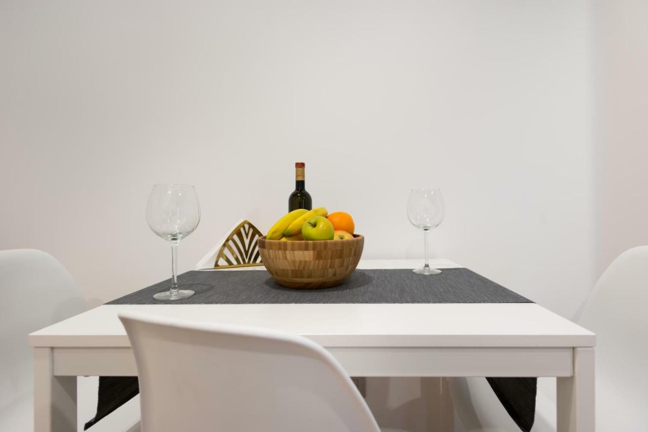 H4U Smart Deluxe Apartment Загреб Екстериор снимка